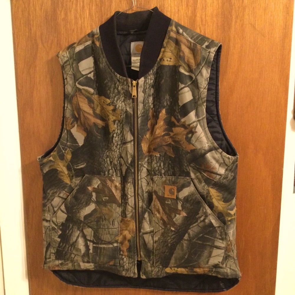 Carhartt Realtree quilted lined vest size XL